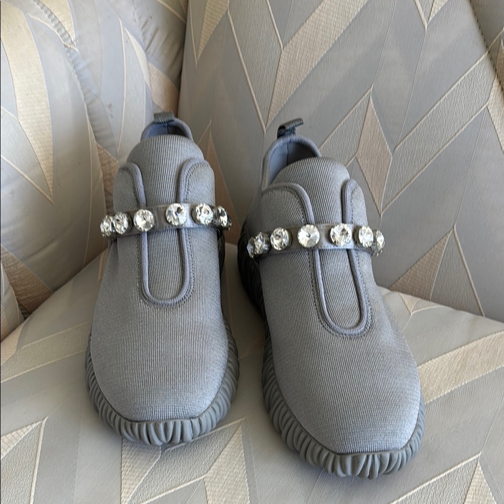 Woman Gray Slip-On Sneakers with Crystal Strap